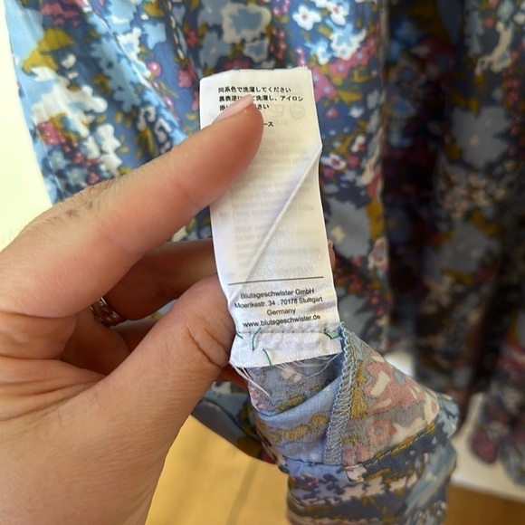 Blutsgeschwister dress viscose fits like medium floral - Picture 8 of 11